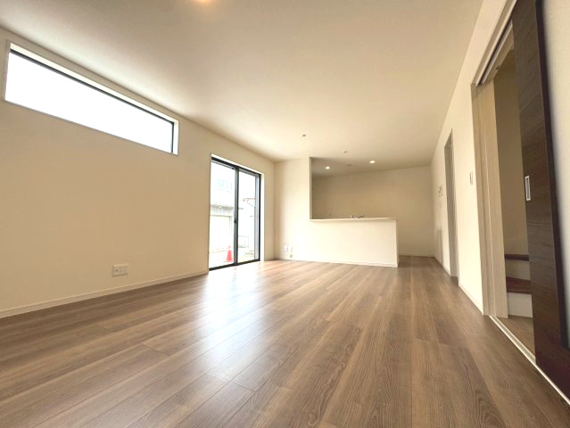 リーブルガーデン三田町第7期1号棟の居間・リビング