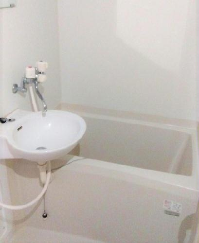 レオパレスブルーメハイム高田Ⅱの浴室|画像5