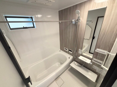 【浴室】 | ファミリエ津之江E棟