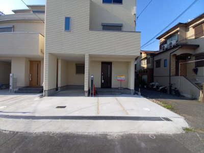 【駐車場】 | ファミリエ津之江E棟