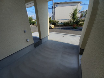 【駐車場】 | ファミリエ津之江E棟