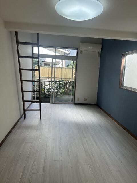 ハイムシルエットの洋室