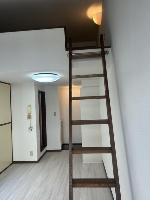 ハイムシルエットの洋室