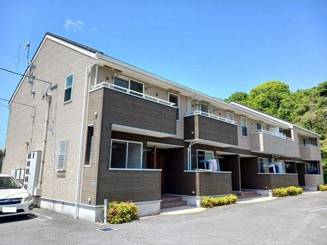 シェトラーゼの外観