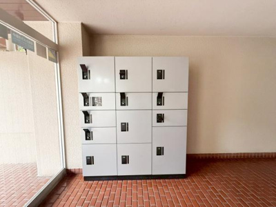 【その他共用部分】 | ローレルハイツ東天美 | 現地には宅配ボックスも完備されております♪