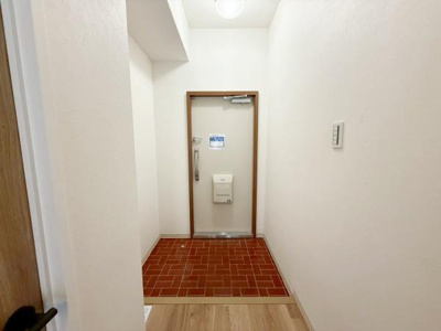 【玄関】 | ローレルハイツ東天美 | 気持ちの良い朝は、毎日ここからスタートしていきます♪