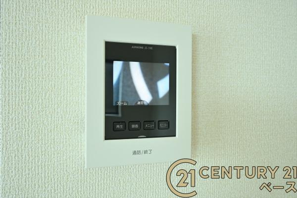 リーブルガーデン大豆越 ４号棟 ／新築一戸建の内装|■現地撮影写真■ＴＶモニター付きインターホンで防犯対策もバッチリ！来客も一目でわかり安心です！