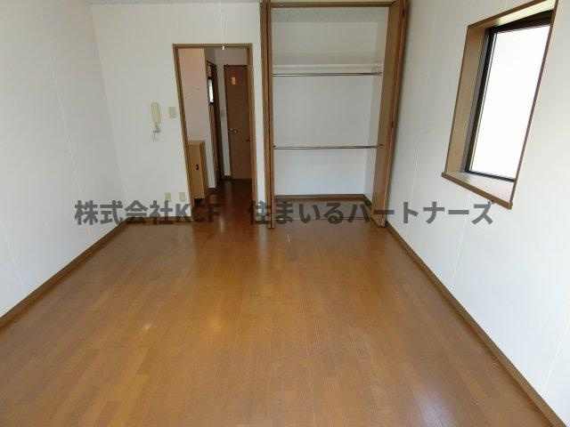 コーポ杏A棟の洋室|広々とした洋室です