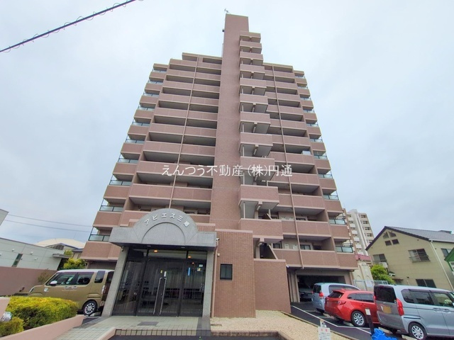 アピエス三郷の外観