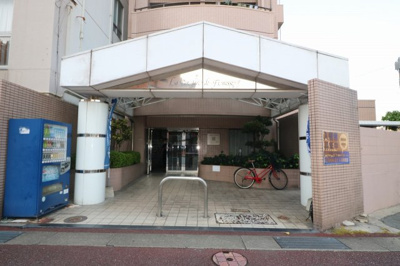 【外観】 | ラ・パルフェ・ド・フィネス | 外はこのようになっています