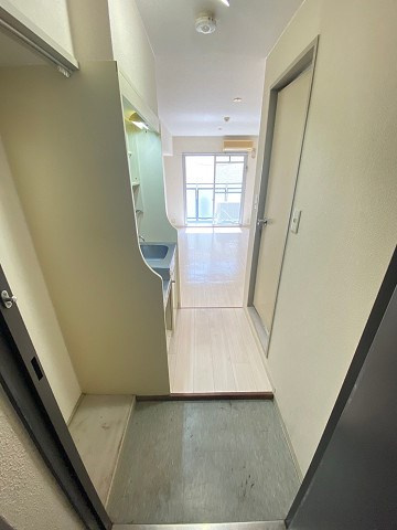 ダイドーメゾン甲東園の玄関