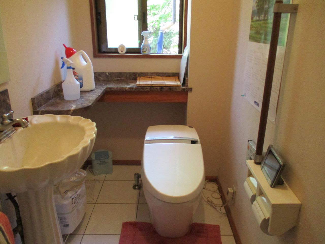 諏訪市清水１丁目の中古一戸建のトイレ