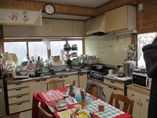 諏訪市清水１丁目の中古一戸建のキッチン