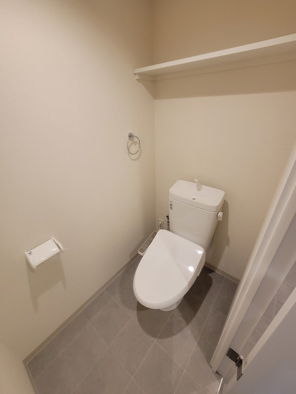 OC RESIDENCE R NISHINOMIYA OGOのトイレ