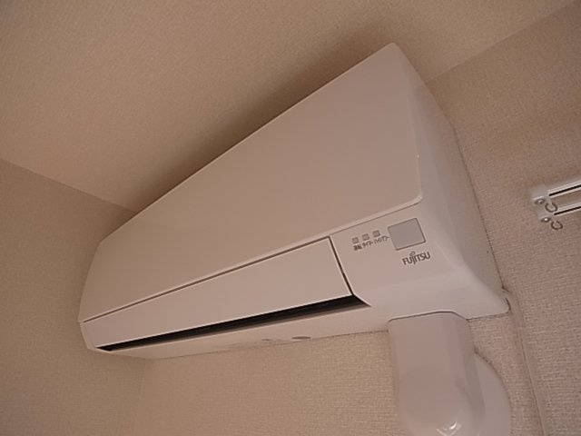 神戸市須磨区大手町５丁目のアパートの設備|エアコン