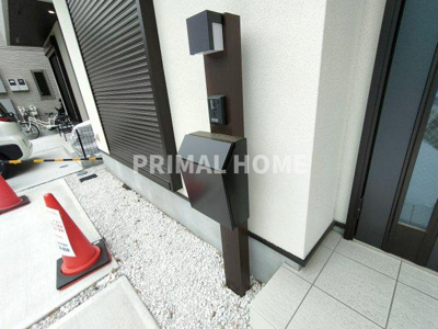 【外観】 | 三ッ沢南町戸建て | インターフォン、メールボックスです。