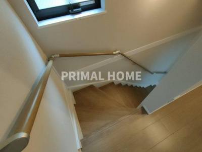 【内装】 | 三ッ沢南町戸建て | 階段です。