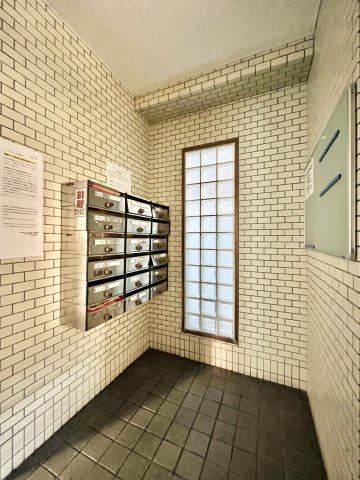 ファサードヴィオレのエントランス