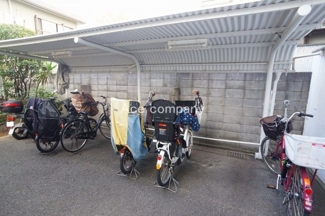 【駐輪場】の画像