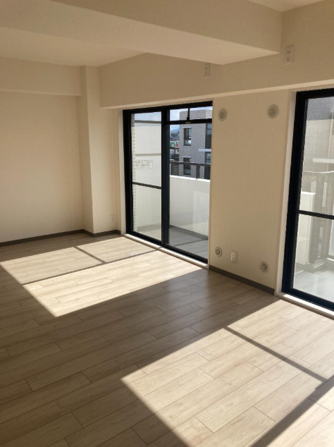 【居間・リビング】の画像