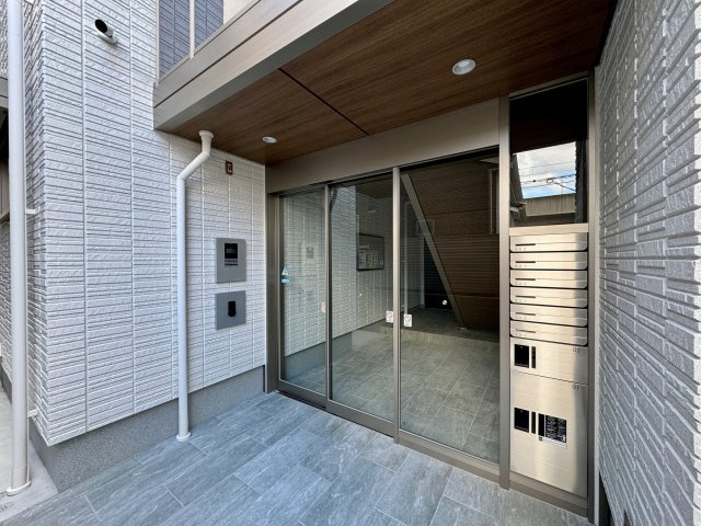 シャーメゾン　ソラのエントランス