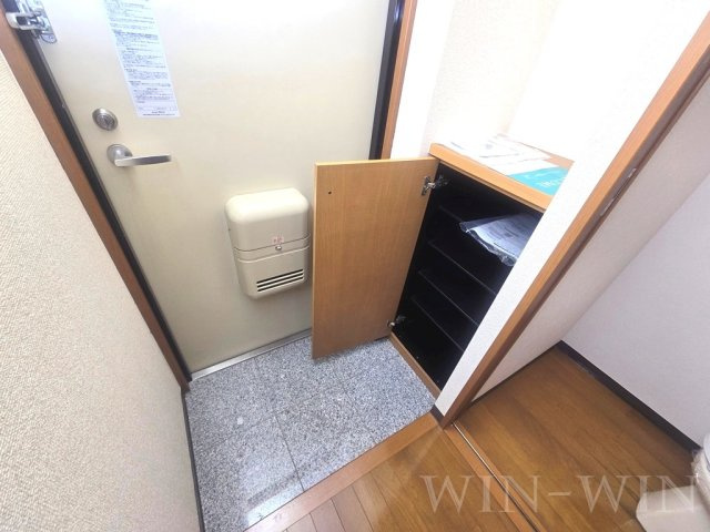 メゾン・サンパティークの玄関|イメージ（同建物内別部屋の写真です）