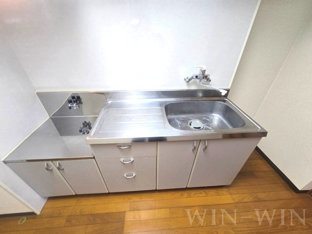 メゾン・サンパティークのキッチン|イメージ（同建物内別部屋の写真です）