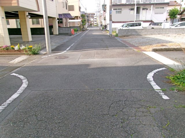 【前面道路含む現地写真】 | 沼津市双葉町 売土地 ET05669 | 沼津市双葉町　前面道路