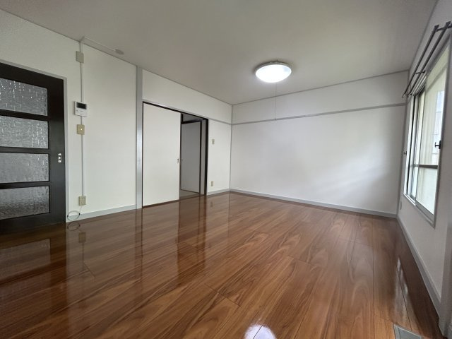 公団狭山住宅16号棟の居間・リビング