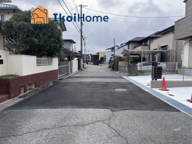 神戸市西区春日台2丁目　新築戸建のエントランス|～ご見学に関して～平日や夜間でもご案内可能。決まったお時間で身動きが取れない方も臨機応変に対応します