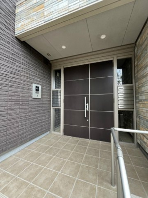 【エントランス】 | ミリア五月台WEST【SHM】