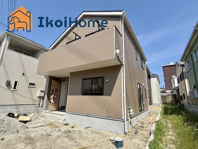 神戸市西区玉津町高津橋第5　4号棟　新築戸建の外観|全4棟の新築です！敷地は約36.45坪ございます！駐車スペースは2台可能！建物南西向きです！