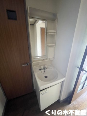 【独立洗面台】 | エル・ミオーレ東門 | 独立洗面台で身支度をすべて済ませてしまいましょう