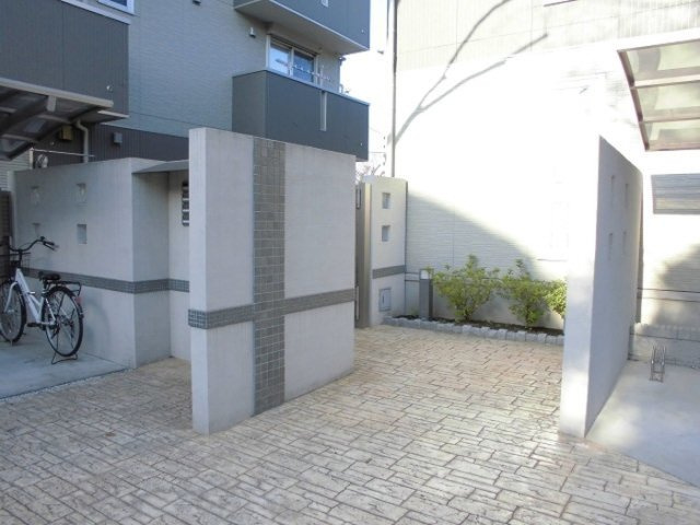 クローバー・ガーデンのエントランス