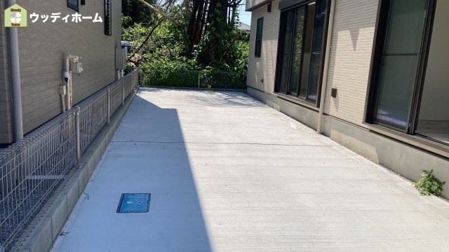 春日部市八丁目　未入居一戸建て　2号棟の駐車場