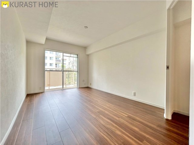 境谷西第2住宅団地第14号棟　2階の洋室