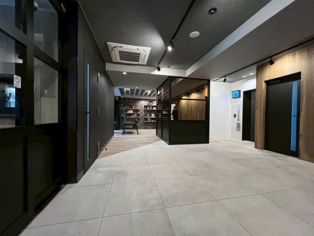 リビオレゾン王子のエントランス|エントランス