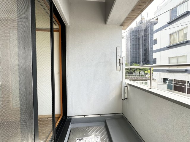 ネオクレメントのバルコニー