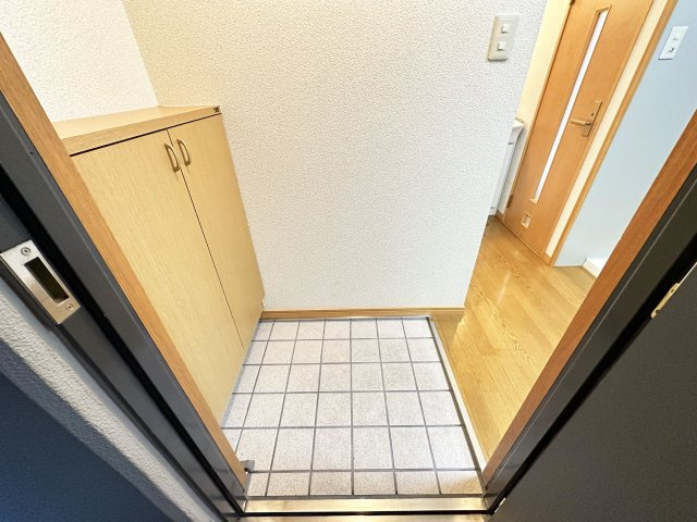 ネオクレメントの玄関