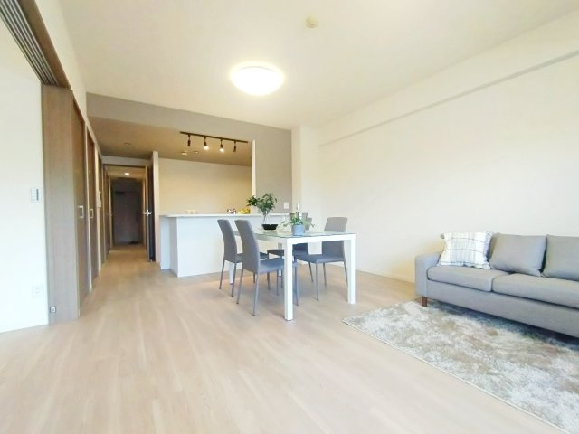 コスモ・ザ・パークス清瀬の森の居間・リビング