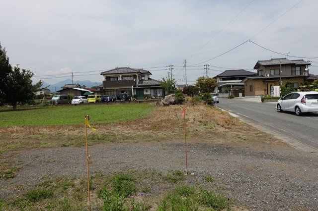 高崎市棟高町　売地（２４６坪）の外観