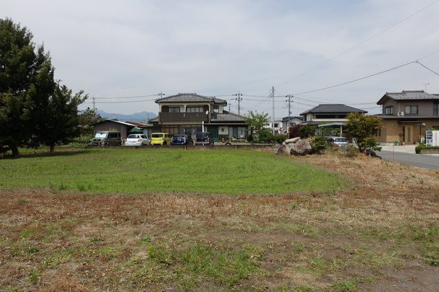 高崎市棟高町　売地（２４６坪）の外観