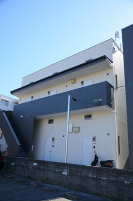 【外観】 | ビータス筥松弐番館 | シンプルで落ち着きのある外観です。