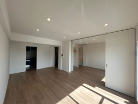 【居間・リビング】の画像