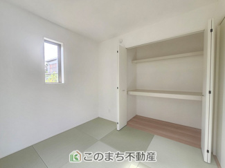 【和室】 | グラファーレ宇都宮市新町　2号棟 | LDKに隣接しており、シーンに合わせて一体利用も可能です♪お子様のお昼寝スペースやプレイルーム・家事室・客間など、多目的にお使いいただけます。