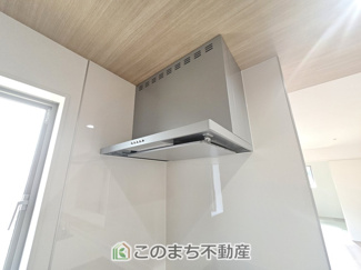 【キッチン】 | グラファーレ宇都宮市新町　2号棟 | お料理の匂いもスッキリ♪シンプルデザインで掃除も簡単‼