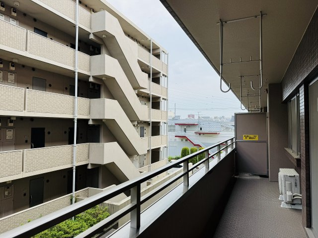 レクシオ大和田のバルコニー|～東向きのバルコニー～