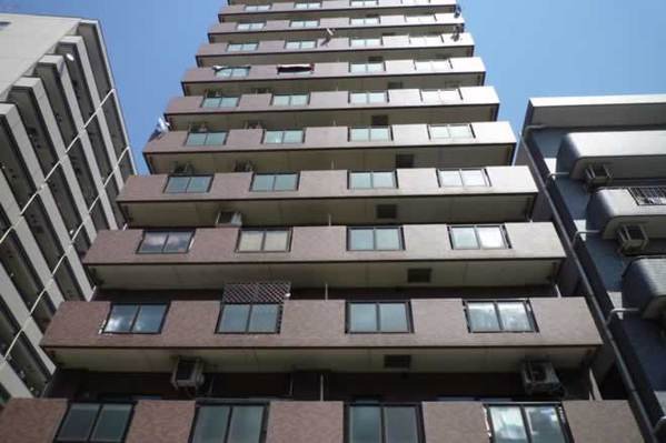 サントーア西日暮里の外観