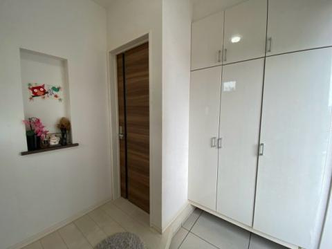 【No.7300】西品治中古住宅/4LDK/築9年/富桑小徒歩8分の玄関