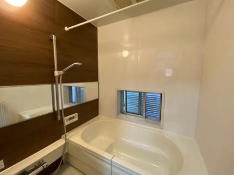【No.7300】西品治中古住宅/4LDK/築9年/富桑小徒歩8分の浴室